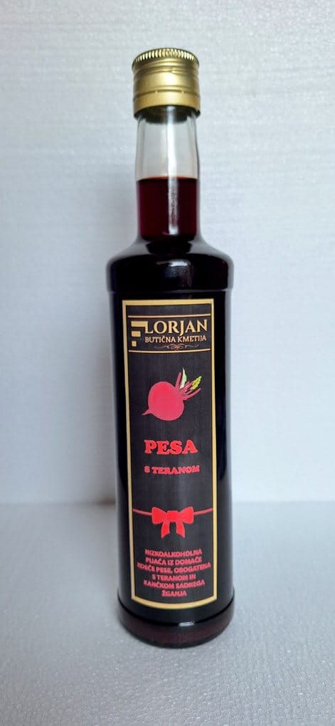 BIO RDEČA PESA V TERANU